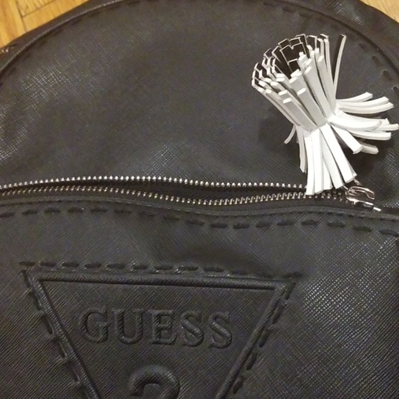 Guess backpack - Picture 5 of 8